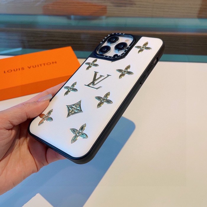 使い勝手良し ルイヴィトン コピー LVエンボスめっき金ロゴケース