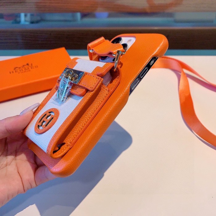 【限定】 エルメス コピー のパスケースは携帯ケースを斜めに掛けて