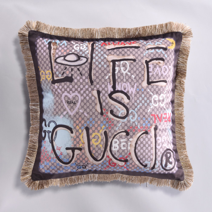 GUCCI クッションカバー/グッチクッション中材あり◆グッチカバー人気　インテリア雑貨新居プレゼント　フリンジクッション