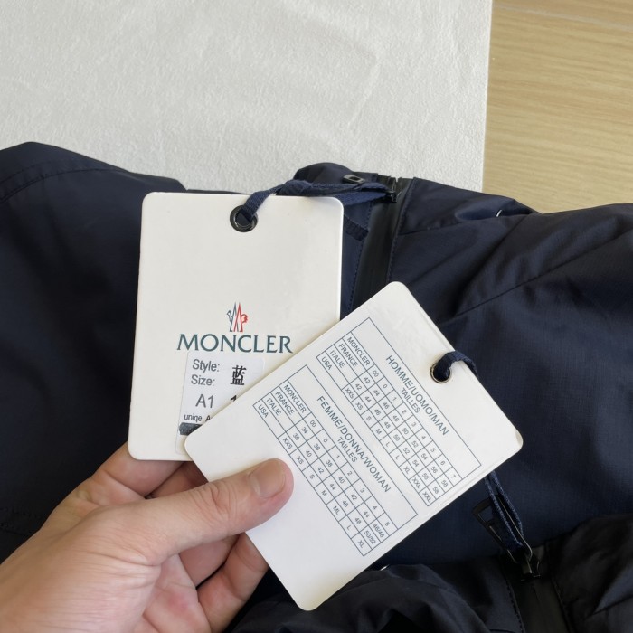 超奇跡の入荷☆ モンクレール 激安偽物 2024春秋🍂品質2色の新作連帽ジャケット