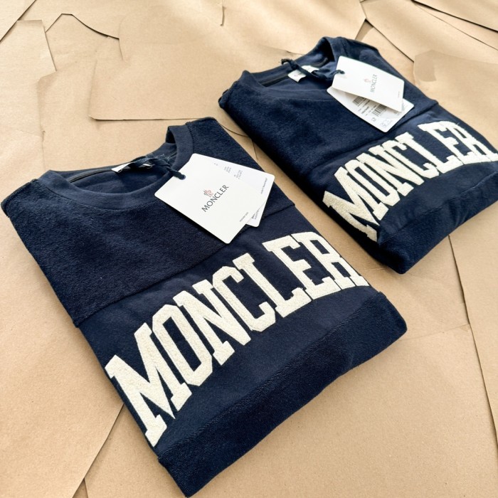 【限定】 モンクレール 激安通販 24 FWタオル生地の胸元刺繍下地長袖丸首衛衣の男女同型