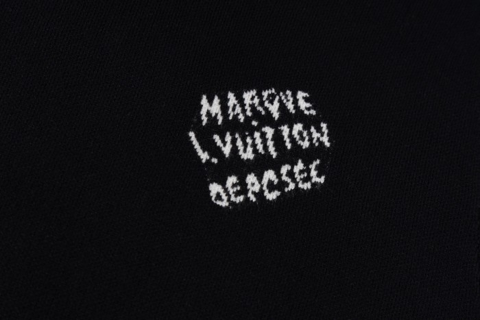 【限定】ルイヴィトン 激安偽物 LVアルファベットロゴニットクルーネックセーター