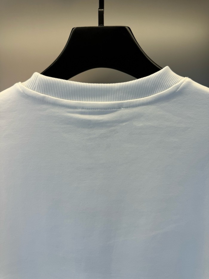 【話題商品！】フェンディ スーパーコピー 24新型金糸アルファベット刺繍ロゴ丸首衛衣2色