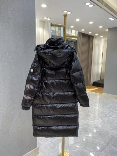大人気 モンクレール コピー Monclerミディアムダウンジャケット