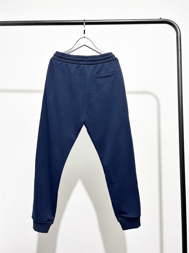 累積売上総額第１位！モンクレール n級品 春の新作男女同型ブルマ