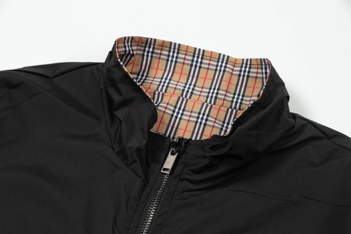 入手困難 バーバリー スーパーコピー BURBERRY秋冬新作（両面着）定番格子戦馬刺繍ロゴ