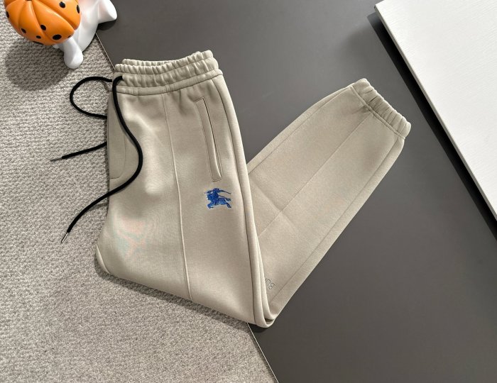 ★超人気 バーバリー コピーおすすめ burberryアルファベット精密刺繍