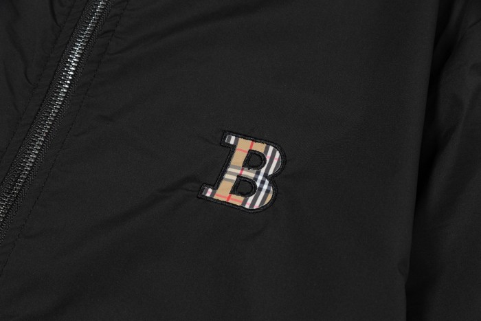 入手困難 バーバリー スーパーコピー BURBERRY秋冬新作（両面着）定番格子戦馬刺繍ロゴ