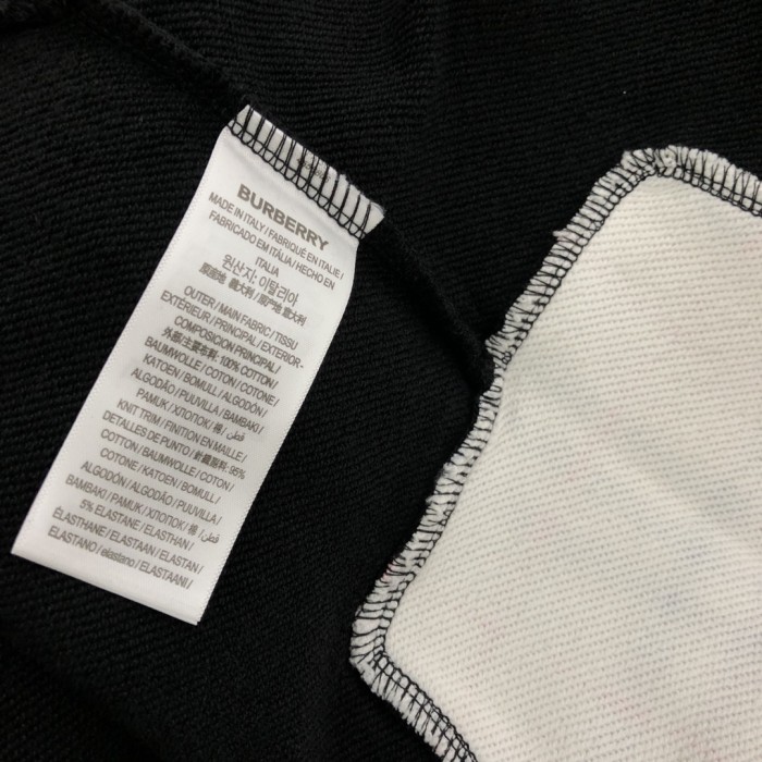 入手困難 バーバリー 激安偽物 2024新作馬術刺繍パッチワークパーカー