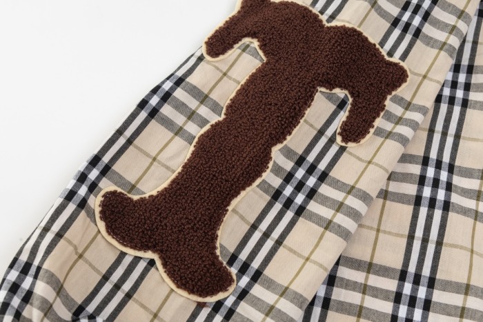 高品質 バーバリー 激安偽物 ペア格腕TB歯ブラシ刺繍クラシックシャツ