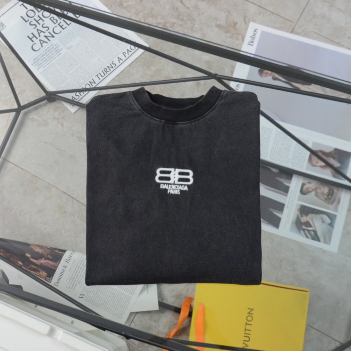 ★超人気 バレンシアガ 偽物通販 Balenciaga水洗いシリアルBB刺繍長袖パーカーTシャツ