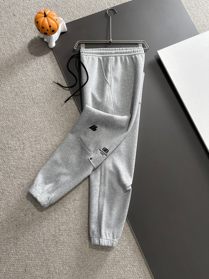 稀少 バレンシアガ コピーおすすめ Balenciaga ねじズボン型