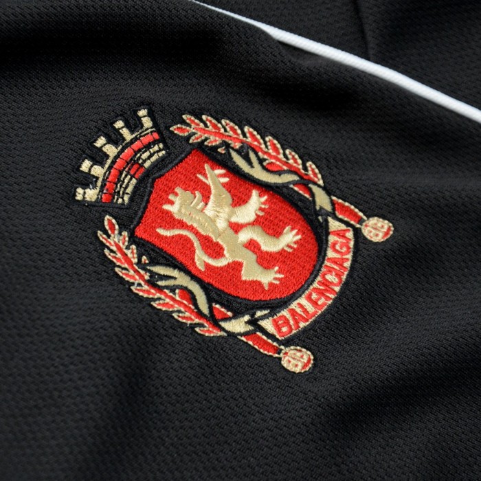 入手困難 バレンシアガ 激安通販 刺繍プリント長袖Tシャツユニホーム