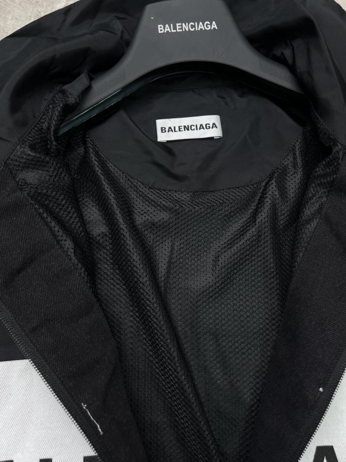 日本未入荷 バレンシアガ 激安通販 大文字ロゴプリントジャケット黒男女同型