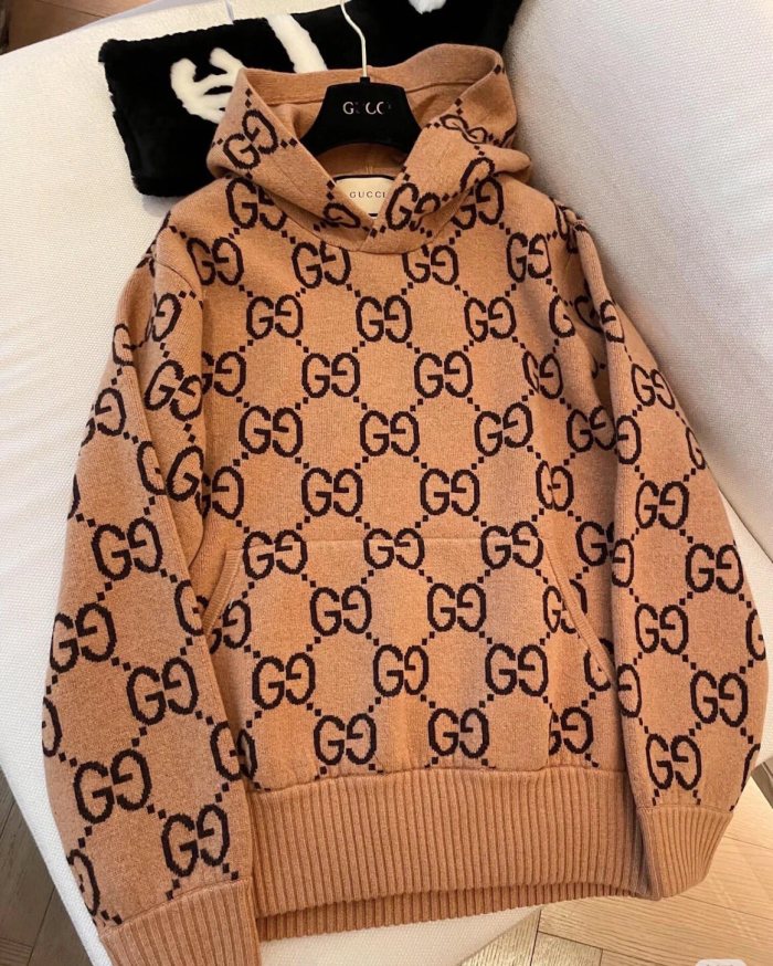 超奇跡の入荷☆ グッチ コピー の秋冬の新作ファッションブランドの刺繍がいっぱい入っている連帽ジャカードウールニットセーター