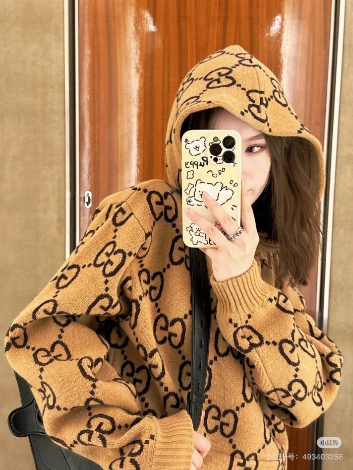 超奇跡の入荷☆ グッチ コピー の秋冬の新作ファッションブランドの刺繍がいっぱい入っている連帽ジャカードウールニットセーター