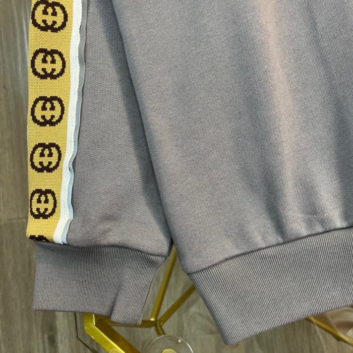 大人気 グッチ n級品 ニットコットンフードクラシック反射テープロゴ連帽衛衣