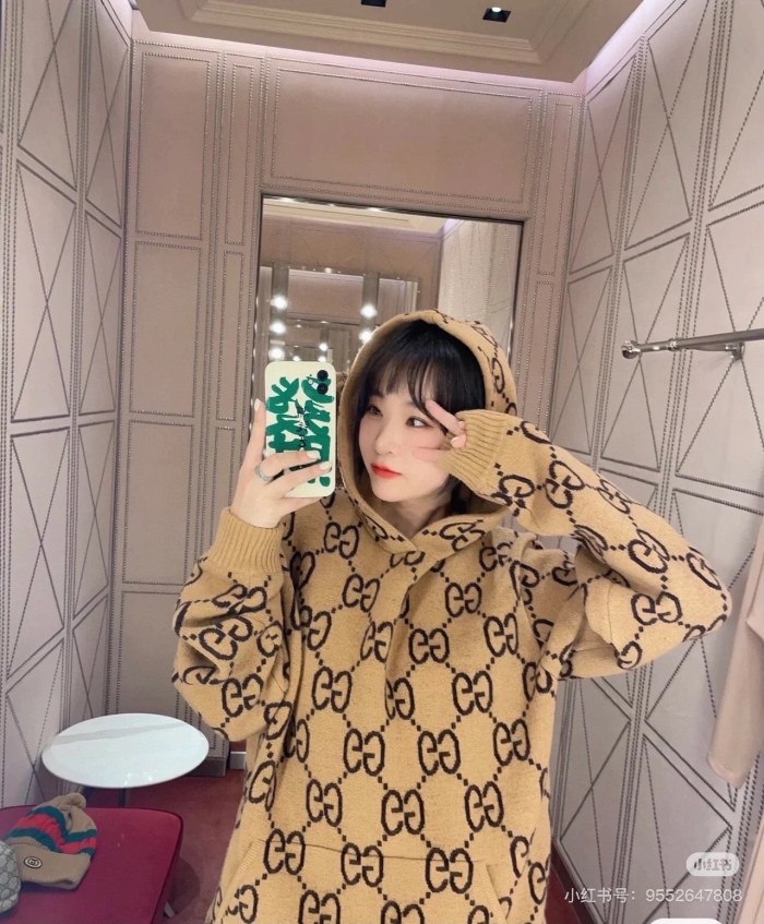 超奇跡の入荷☆ グッチ コピー の秋冬の新作ファッションブランドの刺繍がいっぱい入っている連帽ジャカードウールニットセーター
