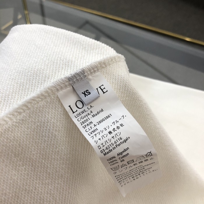 日本未入荷 ロエベ 激安通販 2024秋冬新作ゴールド刺繍ロゴラウンドネックパーカー2色