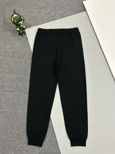 日本未入荷 ロエベ スーパーコピー 2024秋冬新型立体植毛歯ブラシ刺繍純綿束脚衛ズボン運動長ズボン