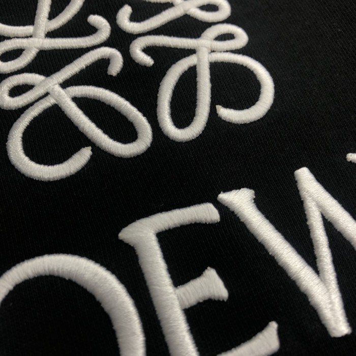 超奇跡の入荷☆ ロエベ 激安偽物 2024新型衝突カラーのパッチワーク刺繍の衛衣