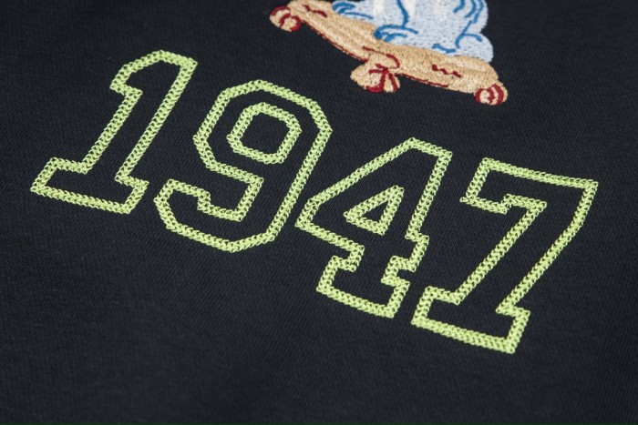 累積売上総額第１位！ディオール コピーおすすめ の新作1947 logon刺繍ラウンドネックセーター