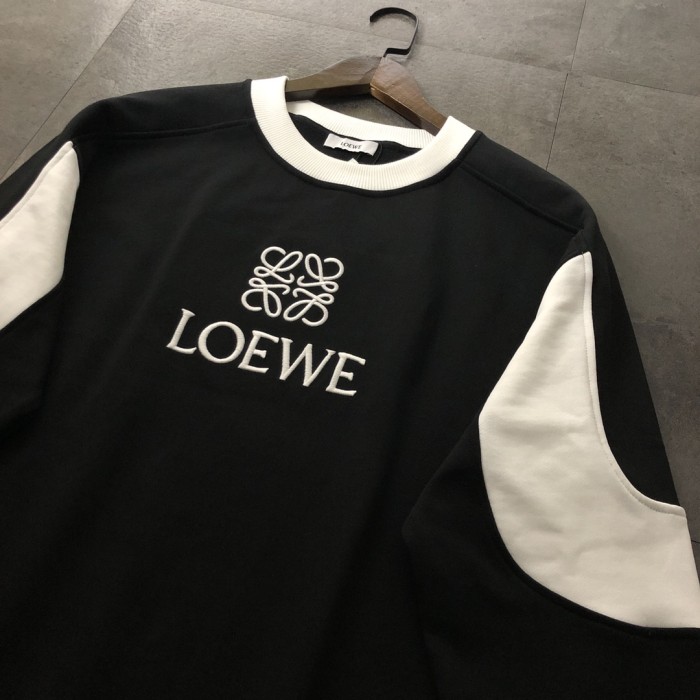 超話題! ロエベ n級品 2024新型衝突カラーのパッチワーク刺繍の衛衣
