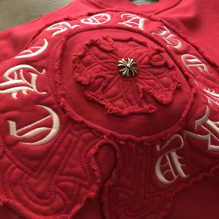 【話題商品！】クロムハーツ 偽物通販 2024新型グラデーション馬蹄刺繍衛衣