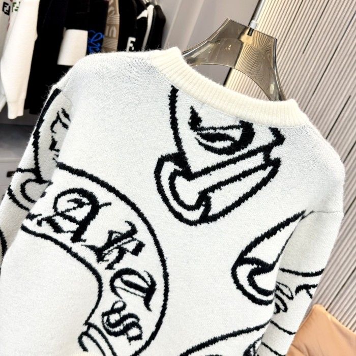 日本未入荷 クロムハーツ n級品 ジャカードヘッダー丸首セーター