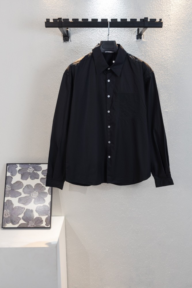 ★超人気 ロエベ n級品 胸の前の立体標識針刺繍ロゴアルファベット長袖シャツ