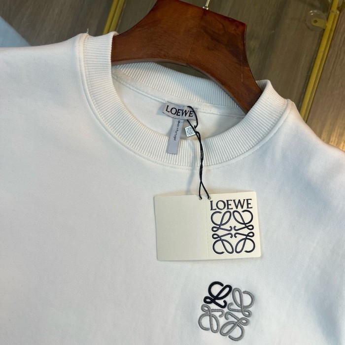 累積売上総額第１位！ロエベ 激安通販 SS 24新作刺繍LOGO丸首パーカー2色