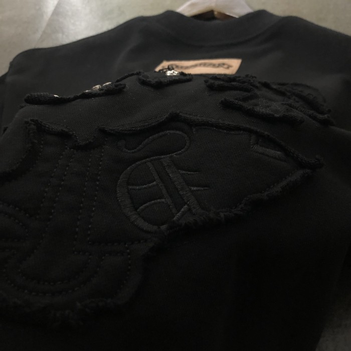 日本未入荷 クロムハーツ 激安通販 2024新型馬蹄刺繍リベット衛衣