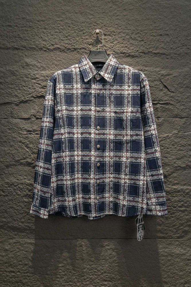 一目惚れ♪ クロムハーツ コピー フルプリントの袖口に革張りのチェックシャツ