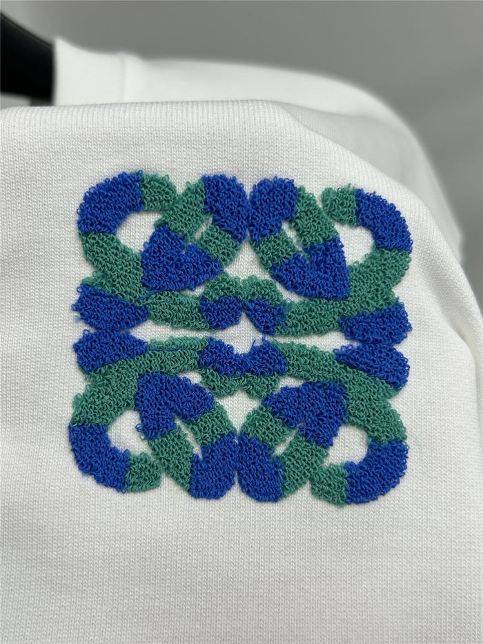 超奇跡の入荷☆ ロエベ 激安通販 刺繍ロゴ新作定番ロゴ刺繍丸首衛衣