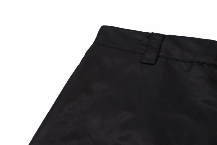 【話題商品！】プラダ 激安通販 ワークパンツ