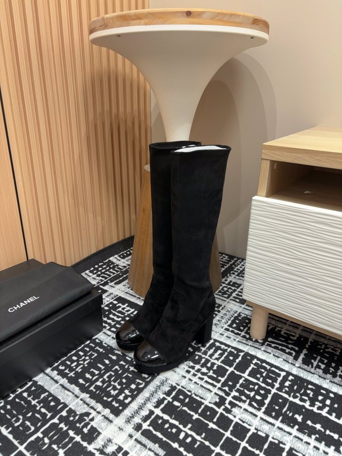 高品質 シャネル コピー 防水台太ヒールブーツ