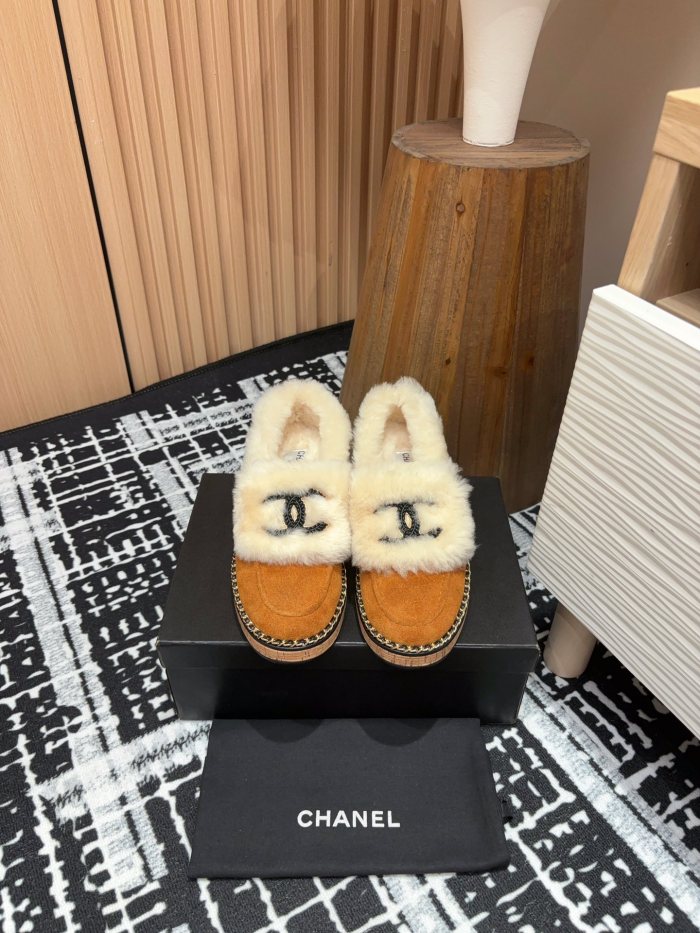 使い勝手良し シャネル 激安偽物 秋冬りのチェーン木目の底にあるメリフルシューズ