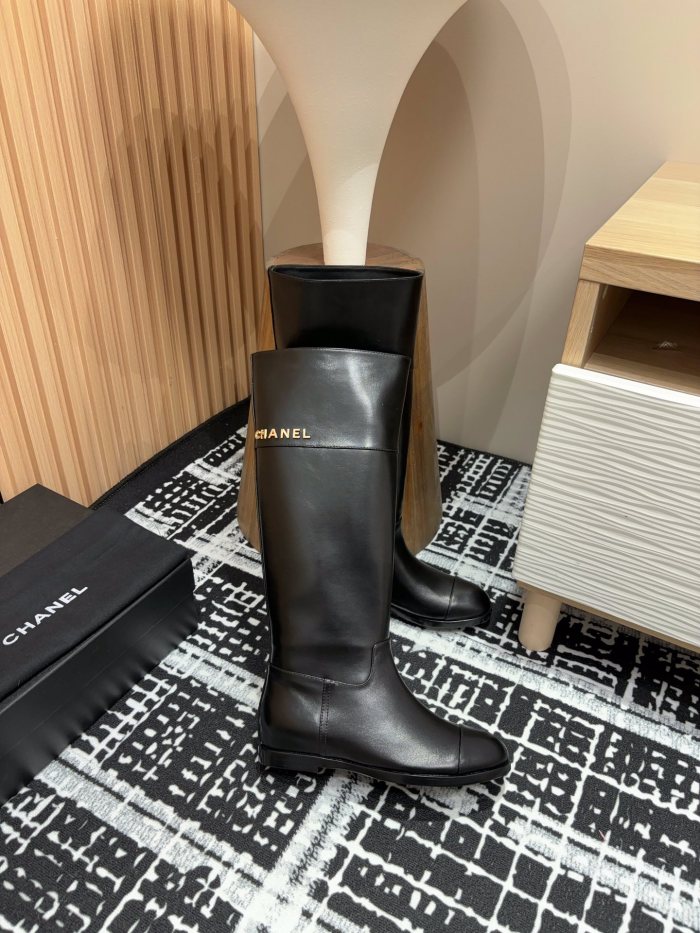 超奇跡の入荷☆ シャネル 激安偽物 アルファベットバックルインソールブーツ/ブーツ