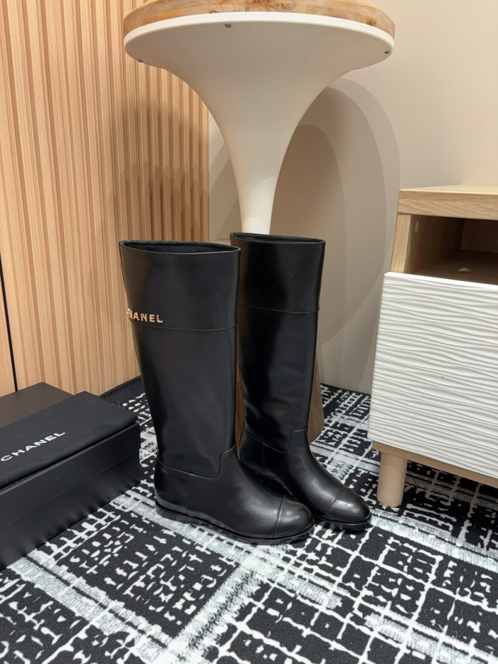 超奇跡の入荷☆ シャネル 激安偽物 アルファベットバックルインソールブーツ/ブーツ