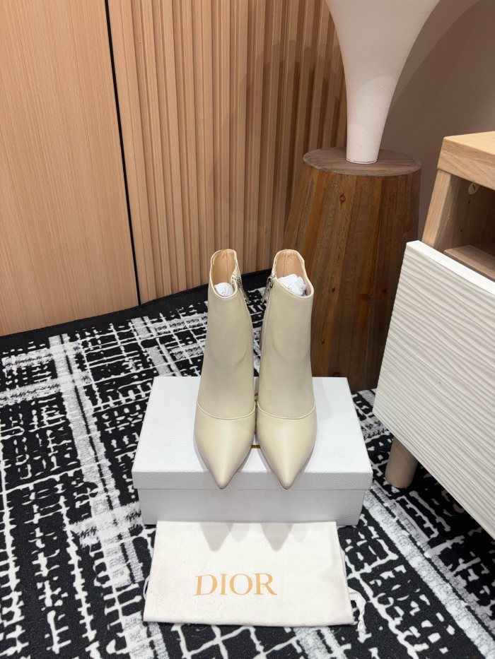 【限定】ディオール コピー 秋冬のスリムハイヒールショートブーツ