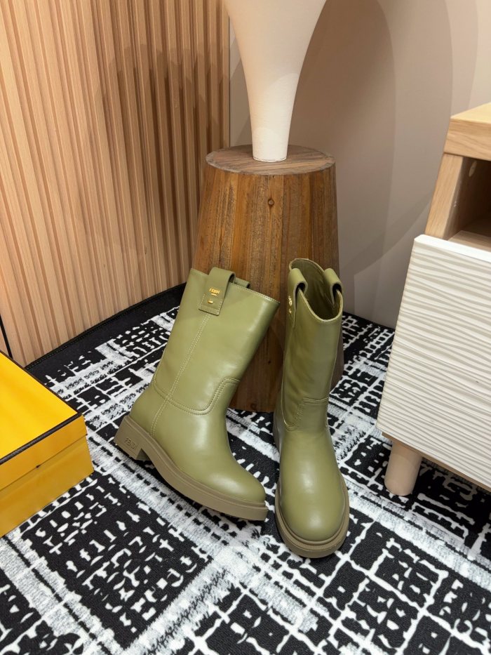 超奇跡の入荷☆ フェンディ 偽物通販 オールドフラワーファブリックショートブーツ