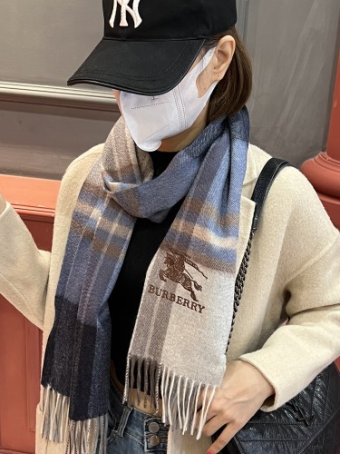 使い勝手良し バーバリー スーパーコピー 定番カシミアチェックマフラー
