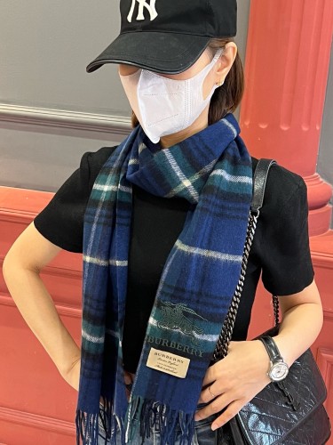 ★超人気 バーバリー 偽物通販 定番カシミアチェックマフラー