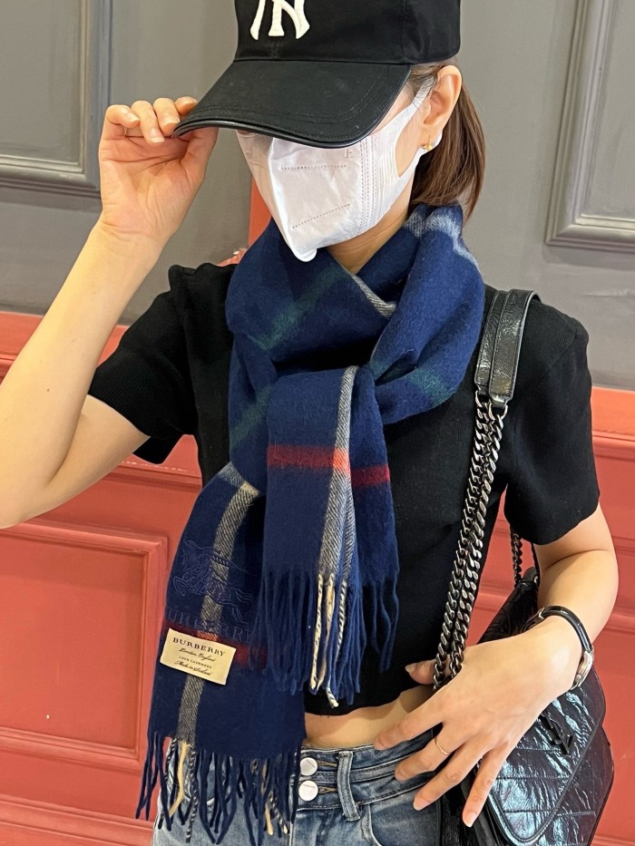 稀少 バーバリー コピー 定番カシミアチェックマフラー