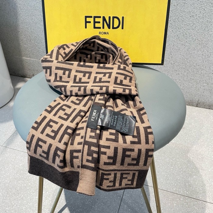 入手困難 フェンティ コピー カップルスタイルマフラー