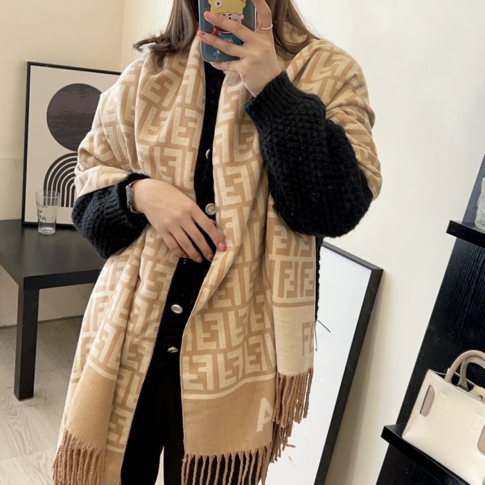 追跡付 フェンティ n級品 両面マフラー