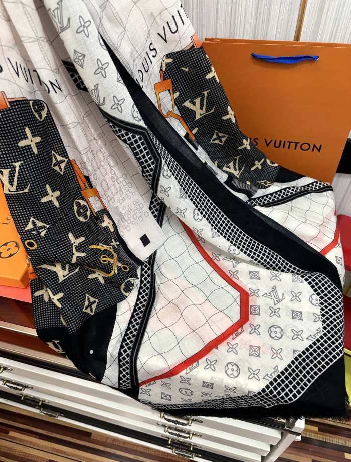 入手困難 ルイヴィトン 激安通販 カシミヤスカーフ