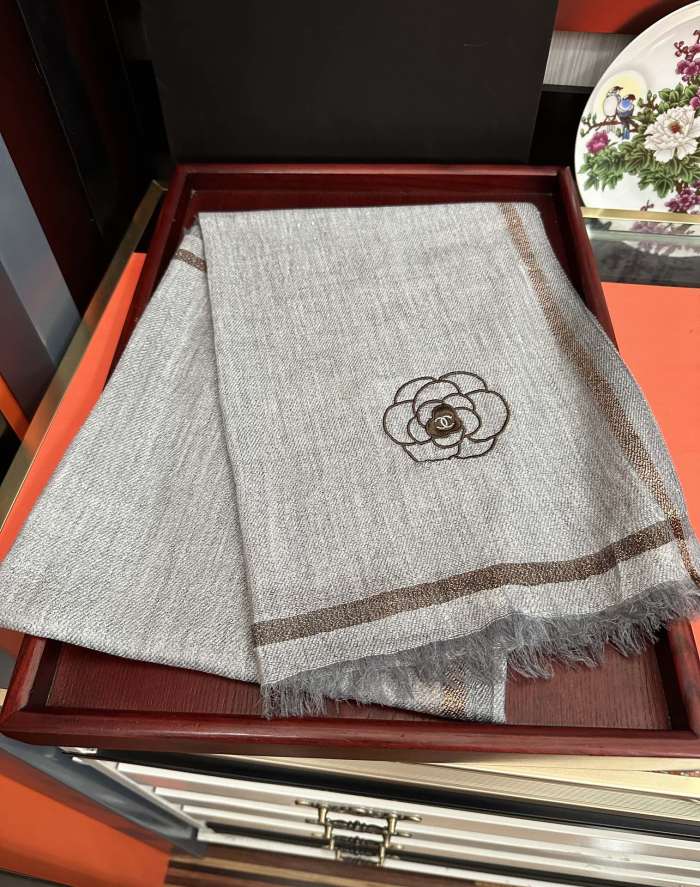 【話題商品！】 シャネル n級品 カシミヤマフラー