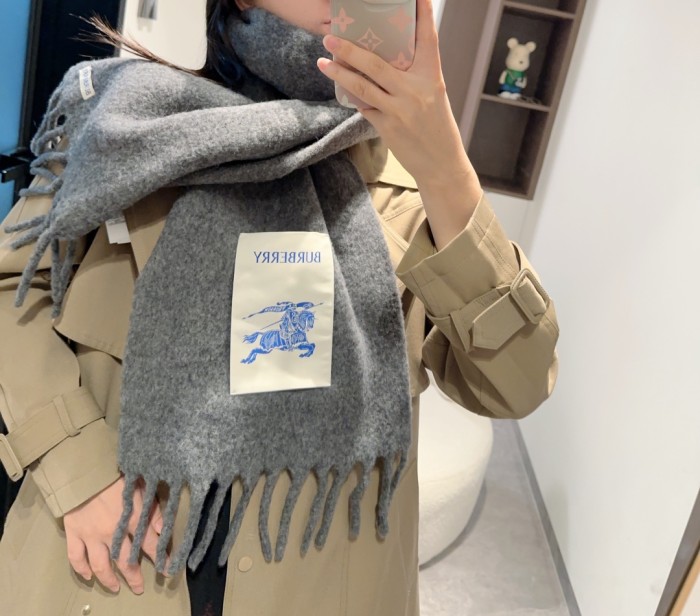 【話題商品！】バーバリー スーパーコピー 馬海毛マフラー