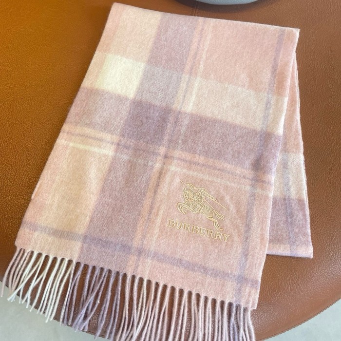 入手困難 バーバリー 偽物通販 の定番刺繍戦馬マフラー